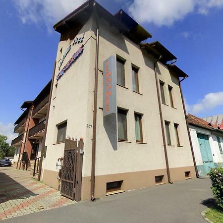 Pension Deutsches Haus Brassó Kültér fotó